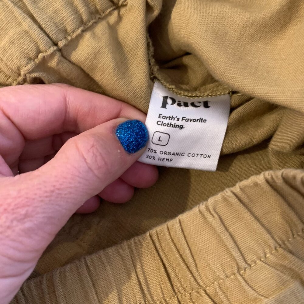 Pact Olive Green Cotton Cropped Pants - Picture 3 of 4